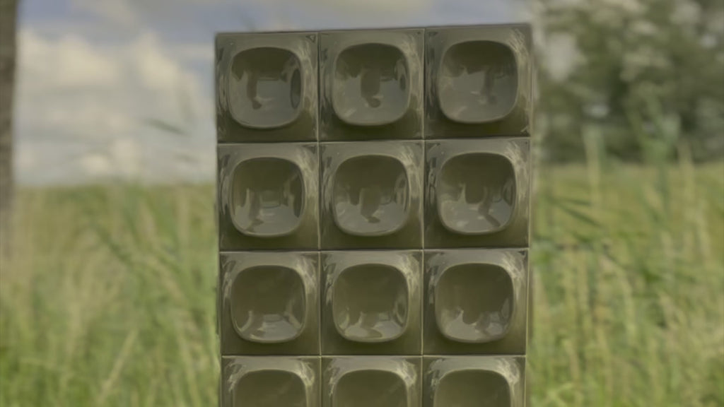 Tall cube "POP"