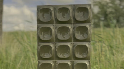Tall cube "POP"